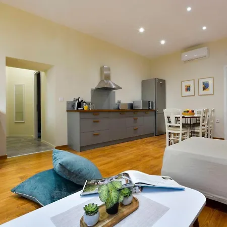 Beau Maison Apartamento